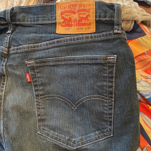 Levi's Other - 👖 Levi’s 559 36 x 32 relaxed straight denim jeans water less
